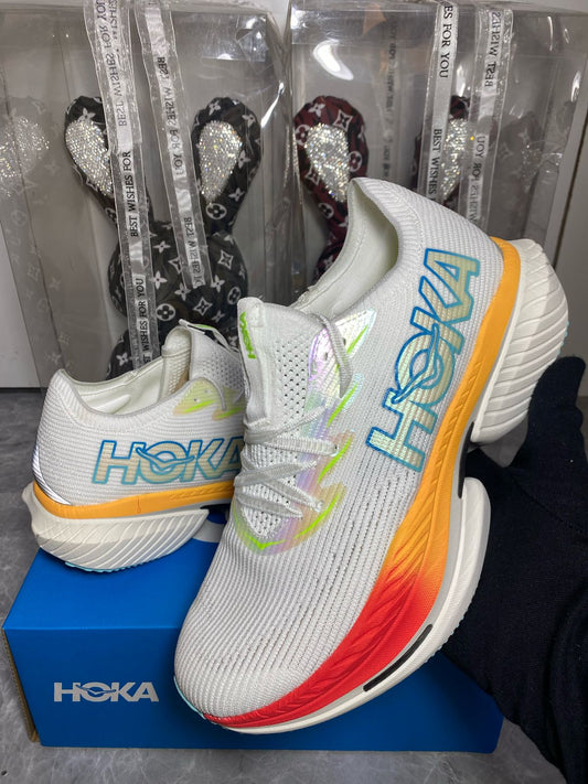 HOKA Bondi 9
