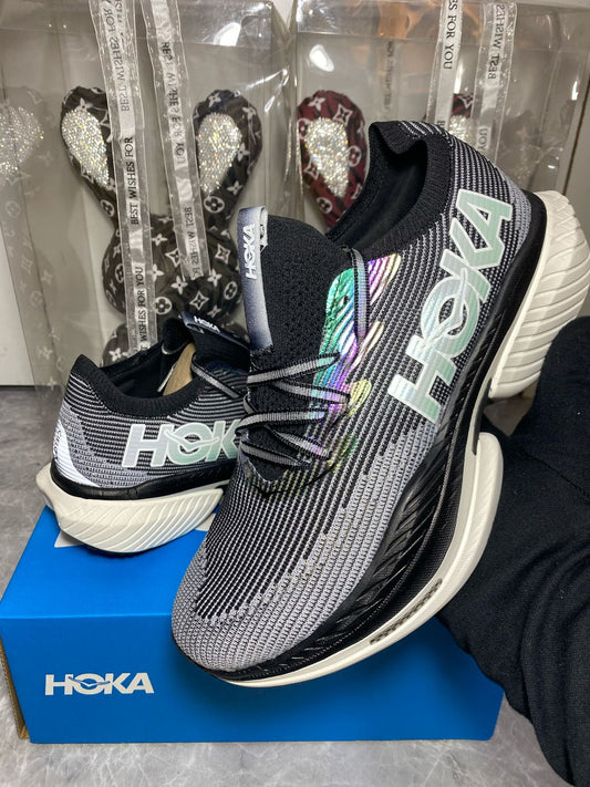 HOKA Bondi 9