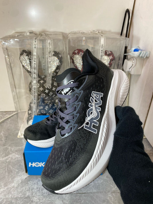 HOKA Bondi 9