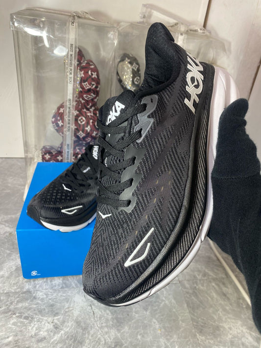 HOKA Bondi 9