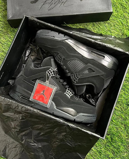 AIR JORDAN 4s Black Cat