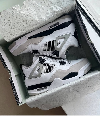 AIR JORDAN 4s Military White