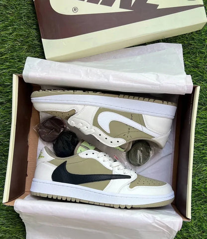 Air Jordan 1 Low Travis Scott